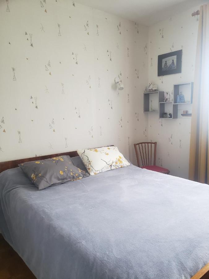 Chambre Chaleureuse A La Campagne Apartment มาเรนน์ส ภายนอก รูปภาพ